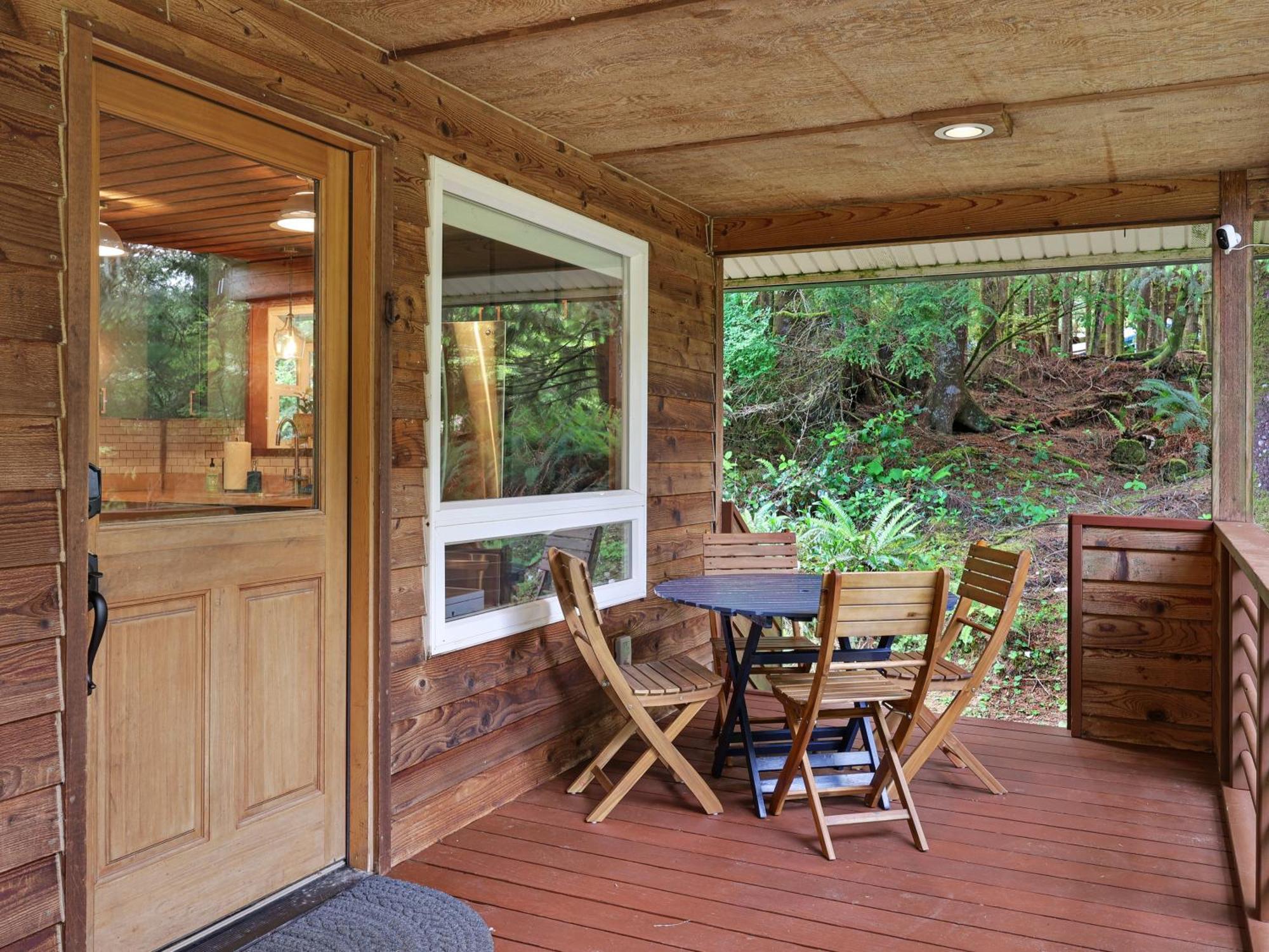 Woods Waves: Luxury Coast Cabin King Beds Pets Tillamook Eksteriør bilde